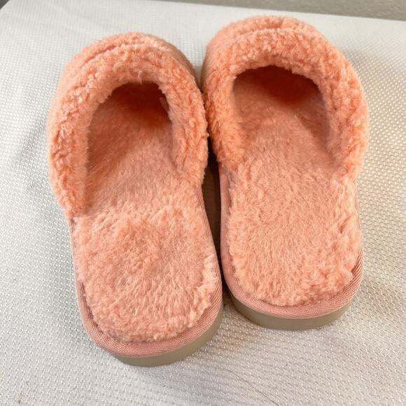 Ariat Cozy Slides Slippers 9 Pink Women Chic Open Toe Fleece Square Toe Comfort - Picture 8 of 10